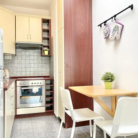 Linden Street With Ac Lägenhet